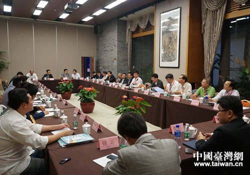 京臺環?萍碱I域專家座談 京臺環?萍碱I域專家座談