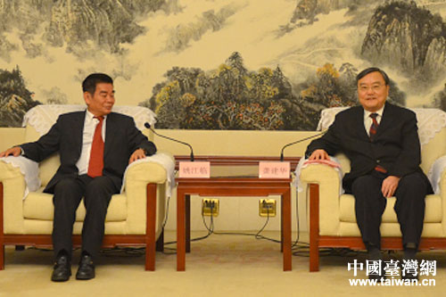 江西省委秘書長龔建華會見臺灣中華兩岸勞動關系發展協會江西參訪團一行 江西省委秘書長龔建華會見臺灣中華兩岸勞動關系發展協會江西參訪團一行