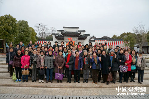 在滬臺胞姐妹參觀南潯古鎮 在滬臺胞姐妹參觀南潯古鎮