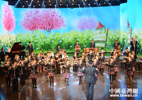 上海市新和中學與臺南市后甲中學長笛管樂合奏