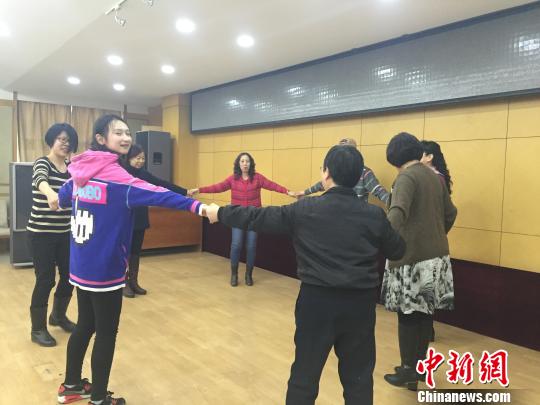 新春見聞:石家莊老臺胞“老鄉會”里度春節