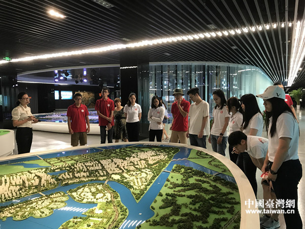 1900196118011326.jpg 參觀天津市規劃展覽館(中信銀行天津分行供圖).jpg