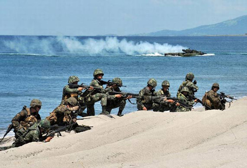 2012年美國菲律賓在南海附近舉行聯合軍演 2012年美國菲律賓在南海附近舉行聯合軍演