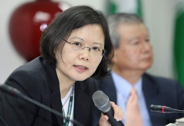 露三大破綻 解析蔡英文為何不愿參加“大選”辯論
