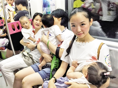 20位媽媽地鐵上集體哺乳快閃 呼吁增設母嬰室