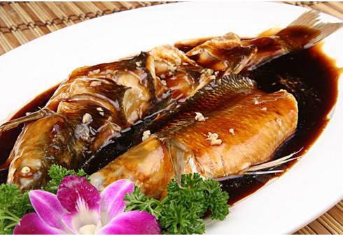 樓外樓西湖醋魚一天燒1600多條， 靈隱日游客量10萬