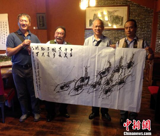 臺灣多位藝文家赴云南參訪農業園藝贊云南大美